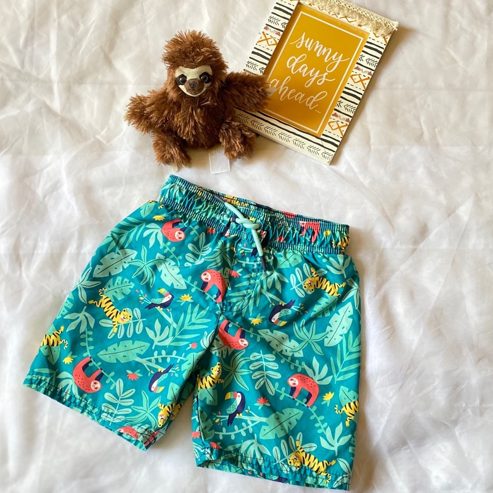 Toddler swim trunks